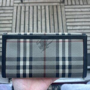 Burberry London Authentic Grey Thin Wallet